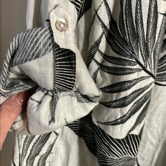 Tahari Black and White Leaf Print Button-Up Shirt - Picture 3 of 5